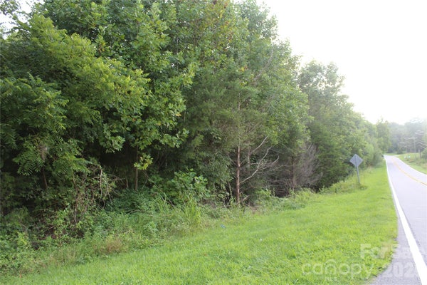 3609 E NC-10 HWY, CLAREMONT, NC 28610 - Image 5eee73d5ef5ef3021036a8b04b5566bc/44798680