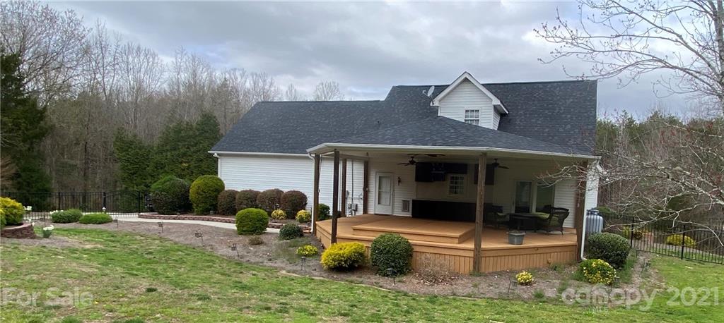 Waters Edge - Residential