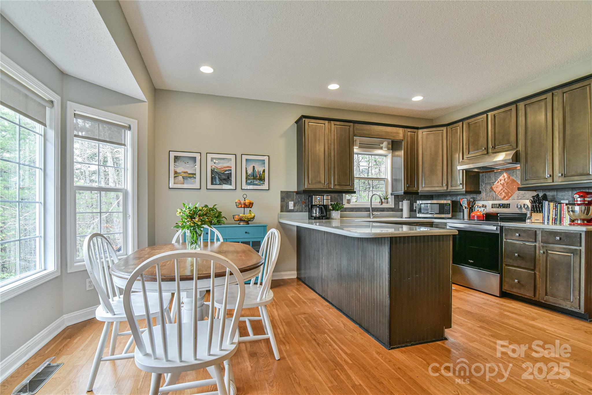 505 Kings Ridge