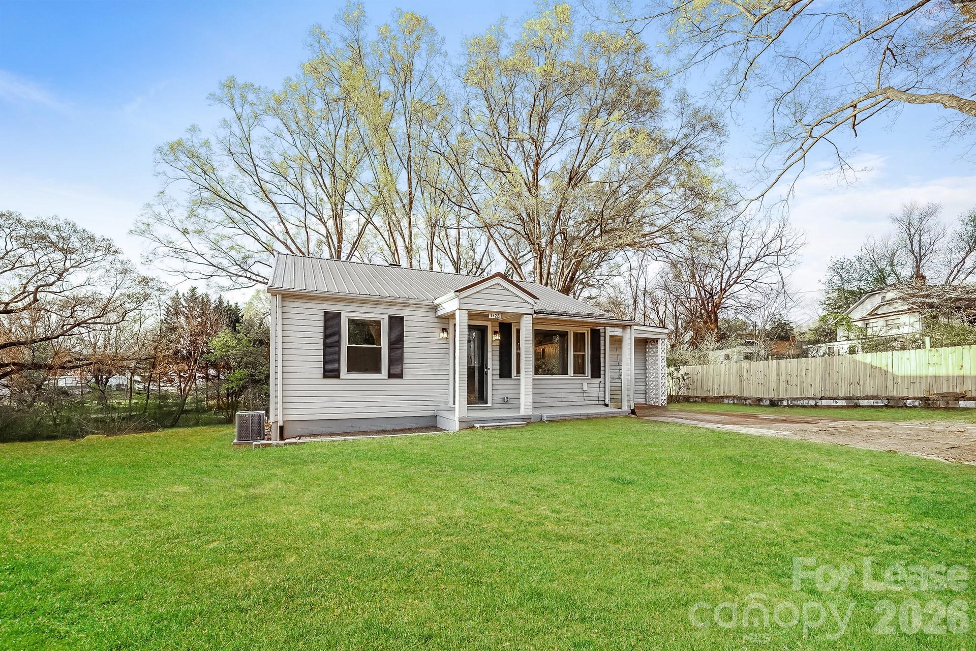 1522 7th Avenue Drive SW