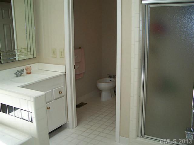 Tega Cay - Residential