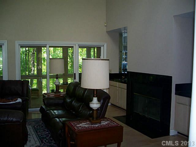 Tega Cay - Residential