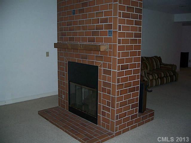 Tega Cay - Residential