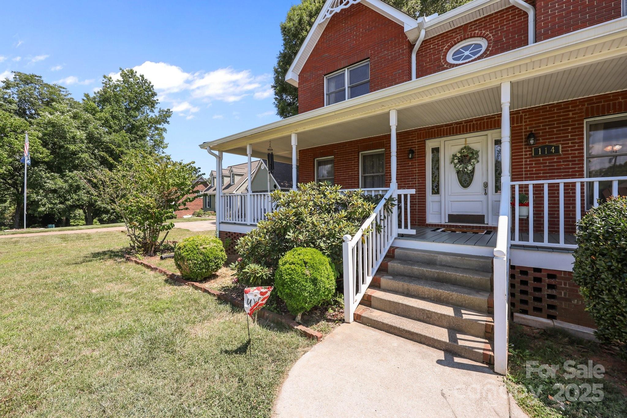 114 Windchime Lane