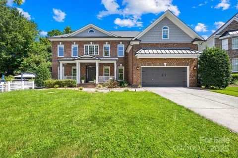 Photo of 2224 Lantern Way Circle, Cornelius, NC 28031 (MLS # 4296030)
