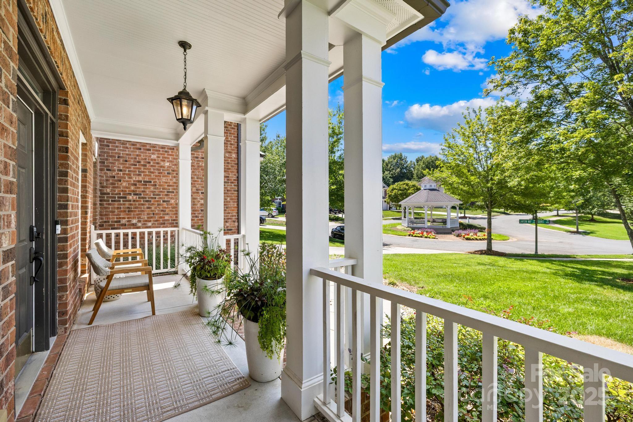 2224 Lantern Way Circle