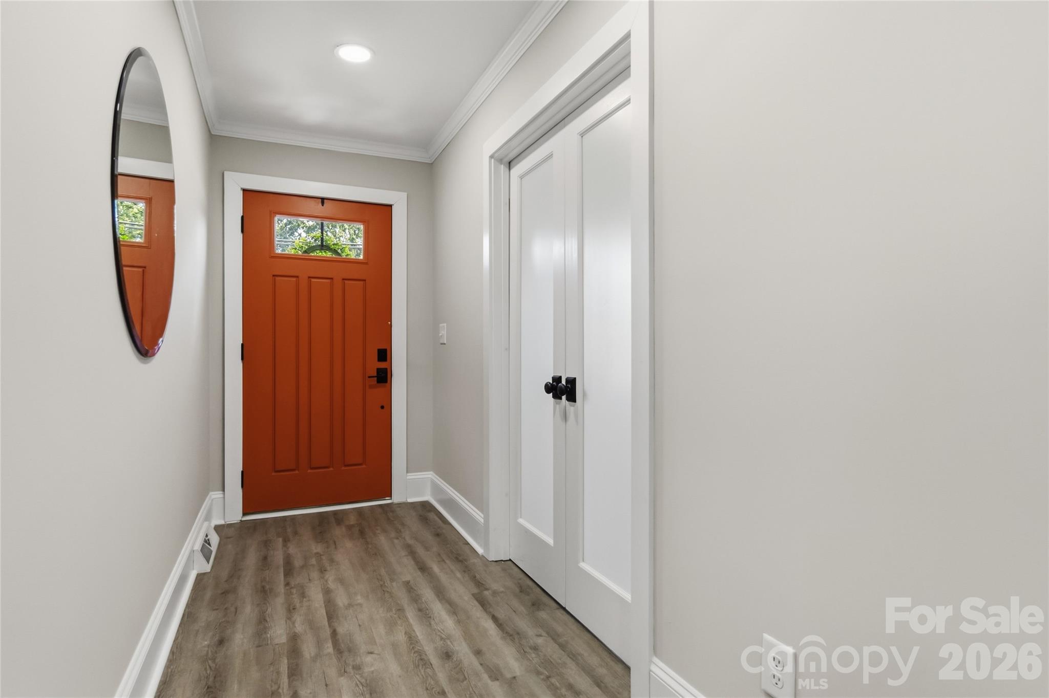 201 W Elm Street