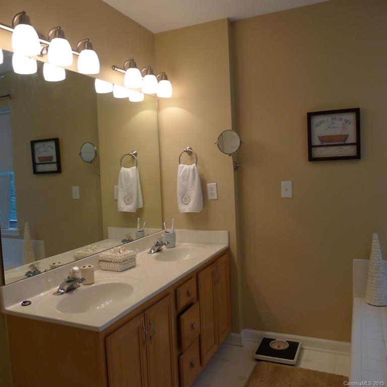 Knightsbridge - Residential