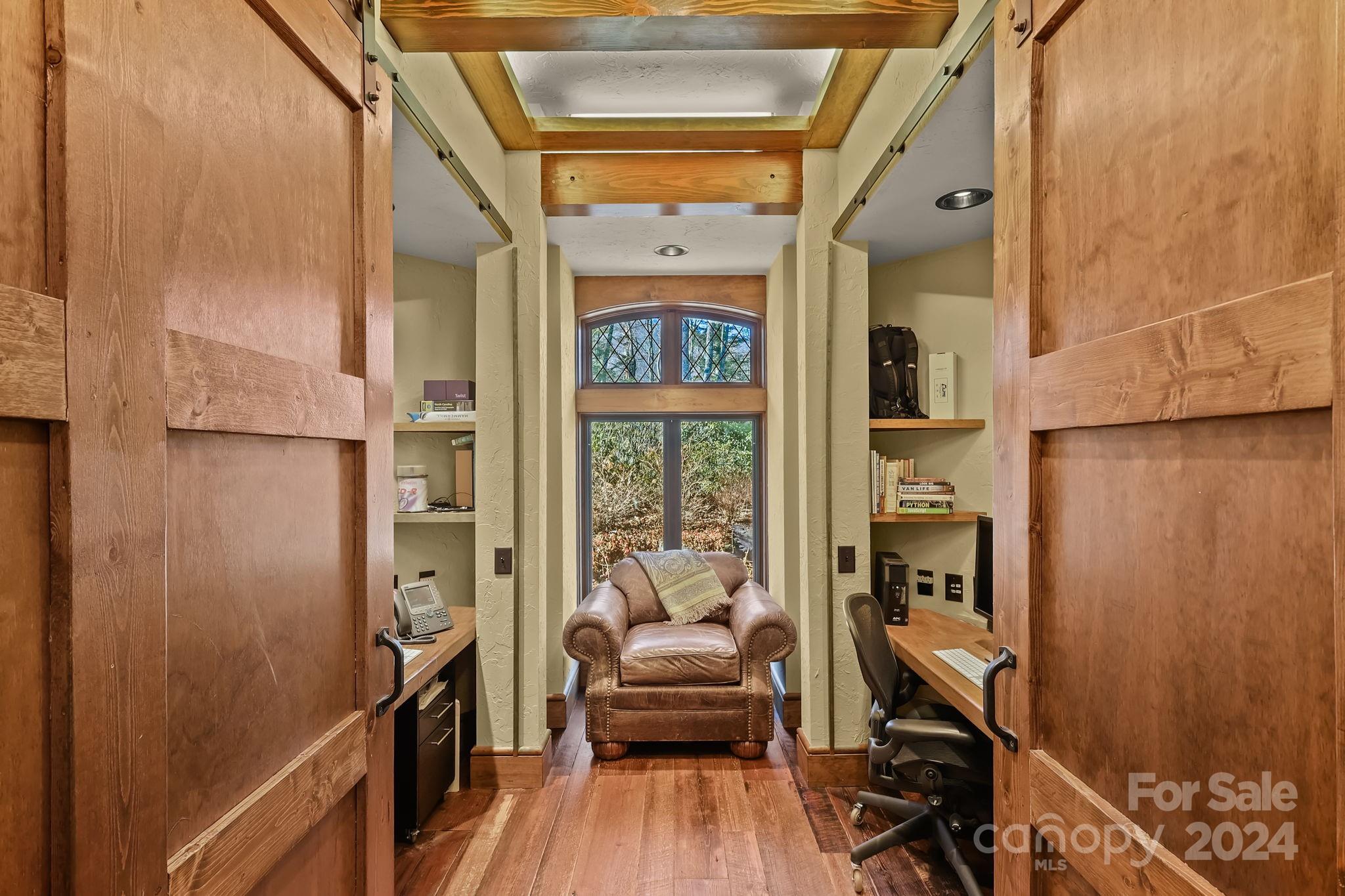 Banner Elk, North Carolina 28604, United States, 4 Bedrooms Bedrooms, ,5 BathroomsBathrooms,Residential,Active,66559