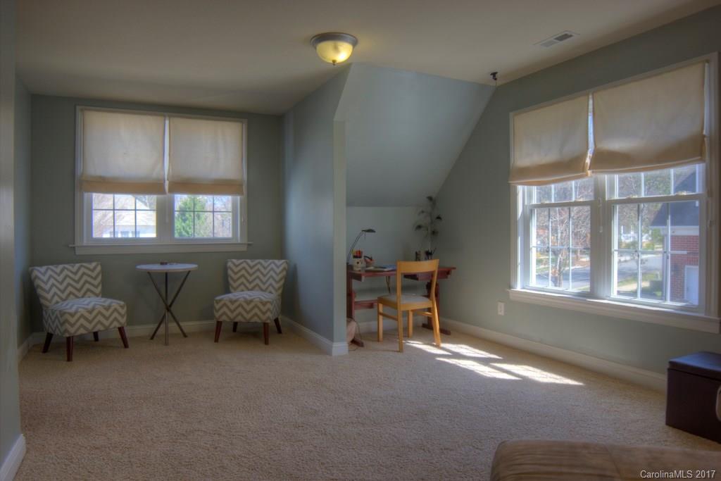 Macaulay - Residential Lease