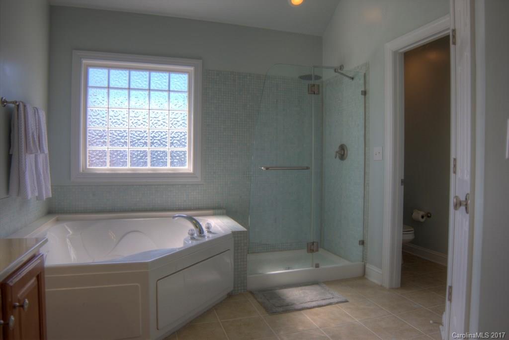 Macaulay - Residential Lease