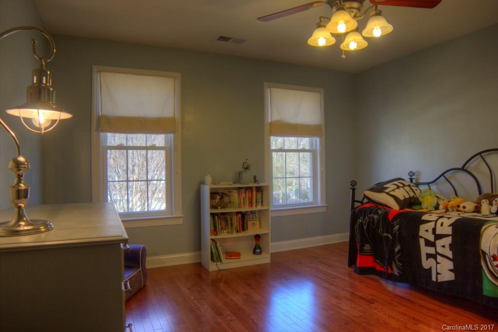 Macaulay - Residential Lease