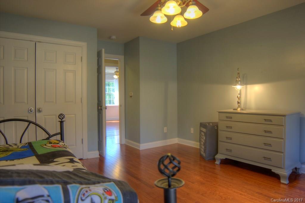 Macaulay - Residential Lease