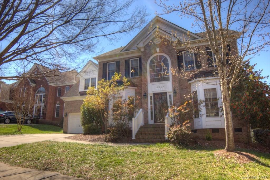 Macaulay - Residential Lease