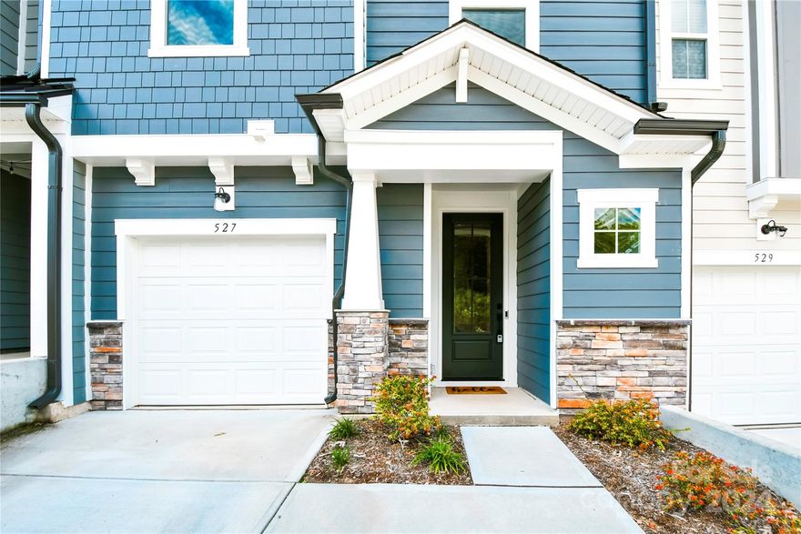 Beautiful and almost new 3-bed/ 2.5 bath Townhome built in 2022 in the Ashburn neighborhood in very highly desirable Fort Mill. Enjoy the open floorplan layout that has tons of natural lighting, gorgeous kitchen with gray cabinets, white quartz counter tops, stainless steel appliances, large kitchen island just gorgeous and great area for entertaining friends and family. Upstairs you will have large primary bedroom with large walk-in closet as well as the two additional spacious bedrooms along with the laundry room to make life more convenient! Home is assigned to award winning Fort Mill schools like Gold Hill elementary & Fort Mill HS. Also very conveniently located with easy access to I-77, shopping, restaurants and parks! SHOWINGS START Sat 10/19