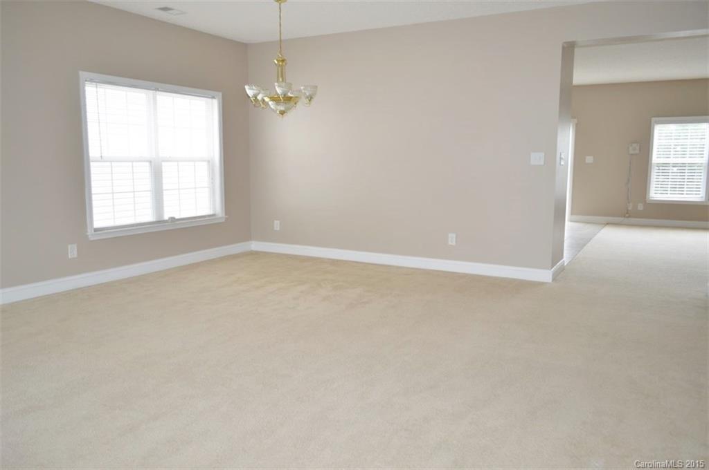 Hamilton Lakes - Residential