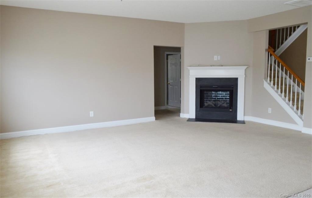 Hamilton Lakes - Residential