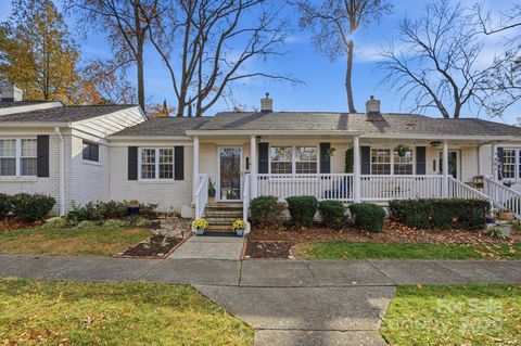 1542 Pecan Avenue Charlotte NC 28205