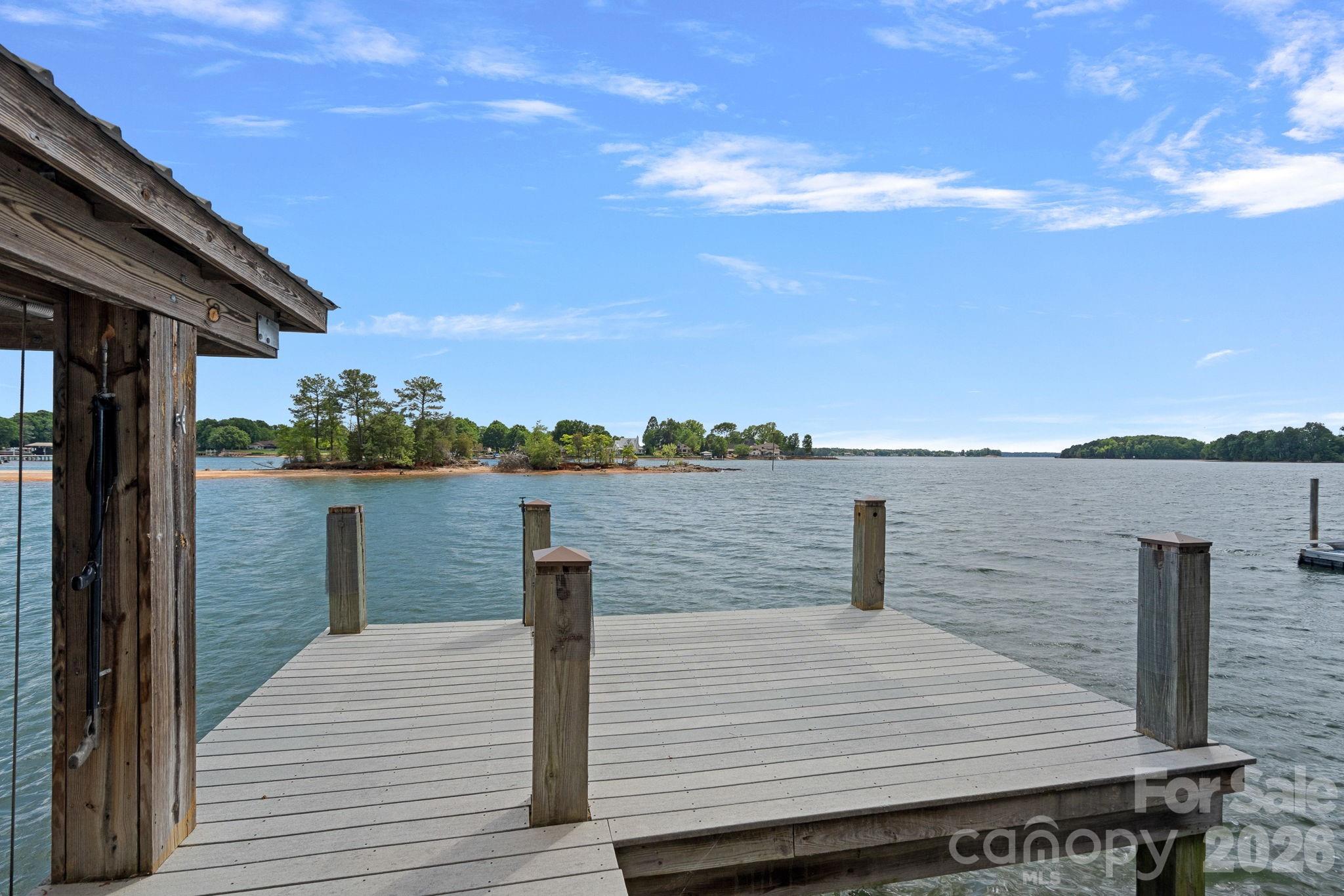 Island Forest - Residential