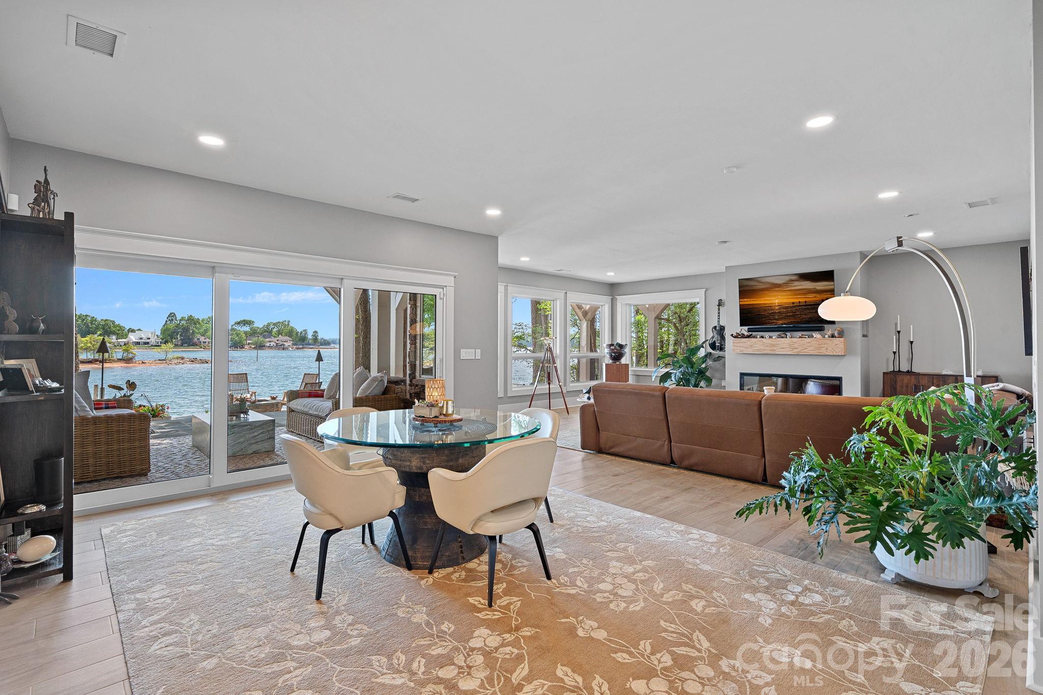 Island Forest - Residential