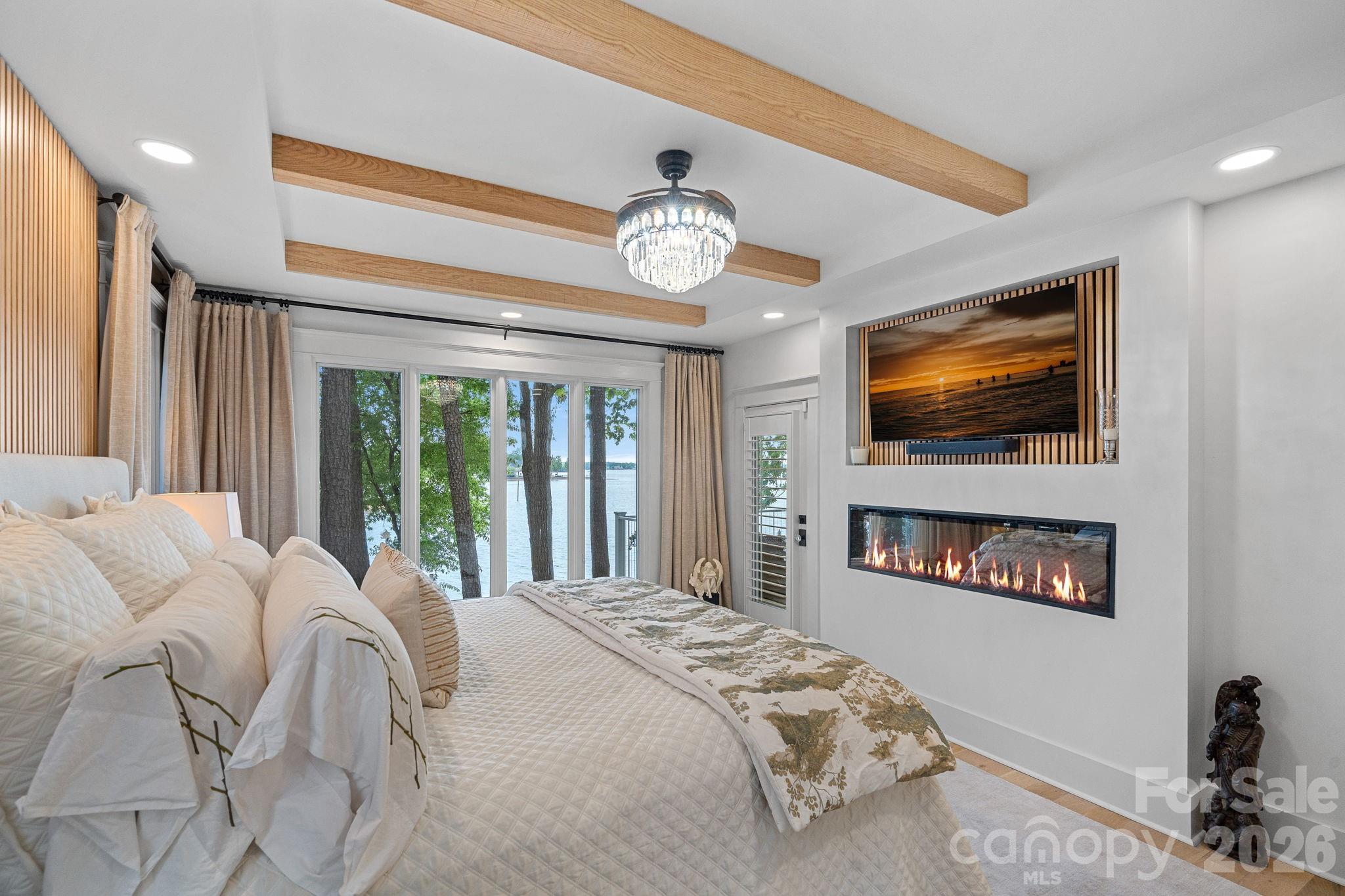 Island Forest - Residential