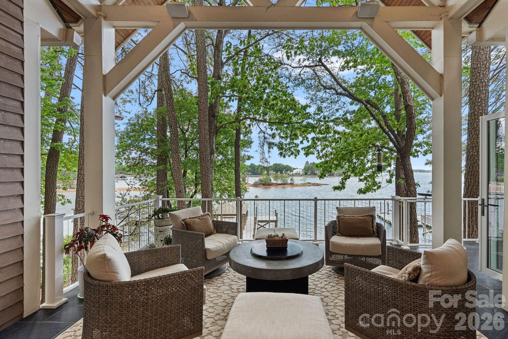 Island Forest - Residential