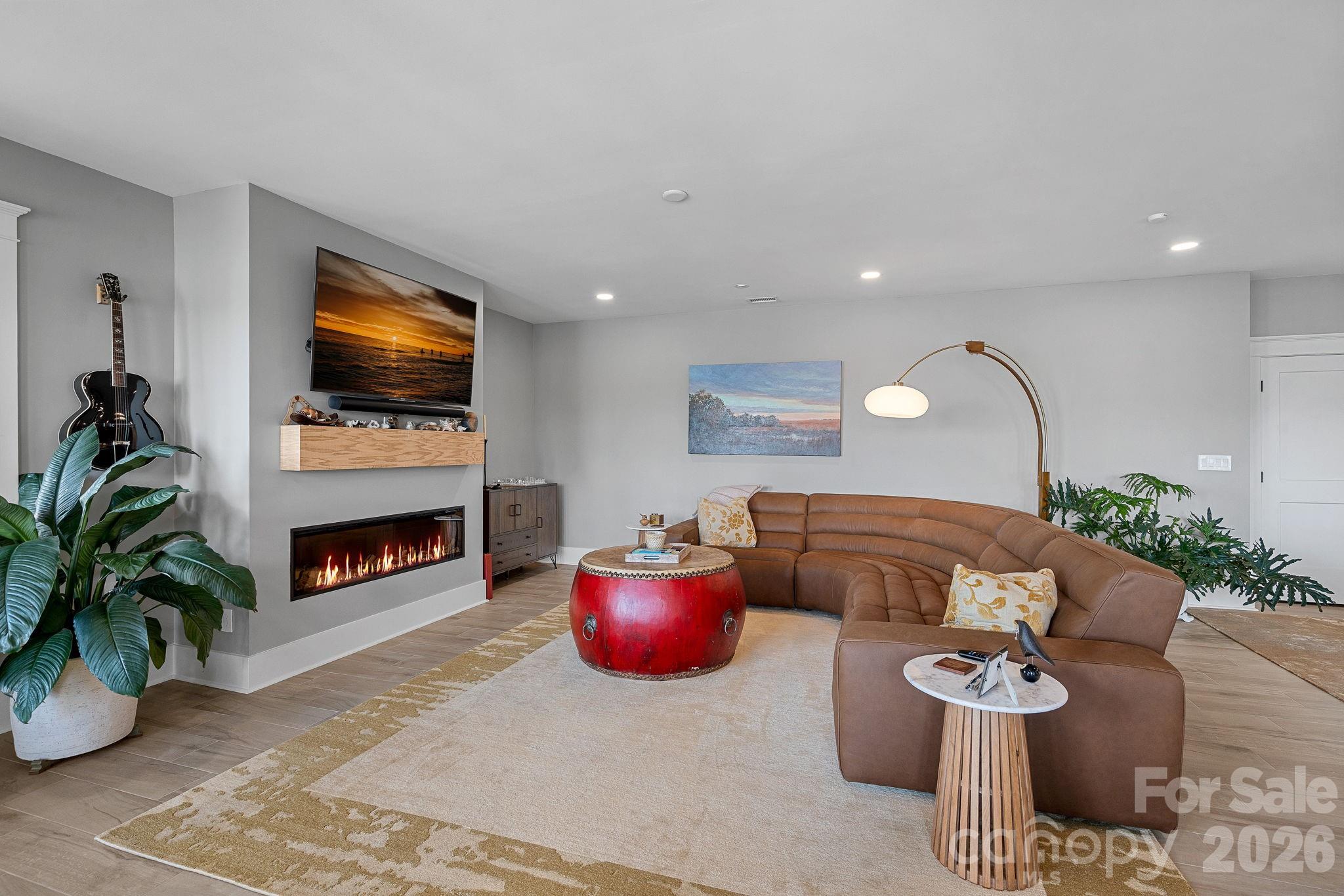 Island Forest - Residential