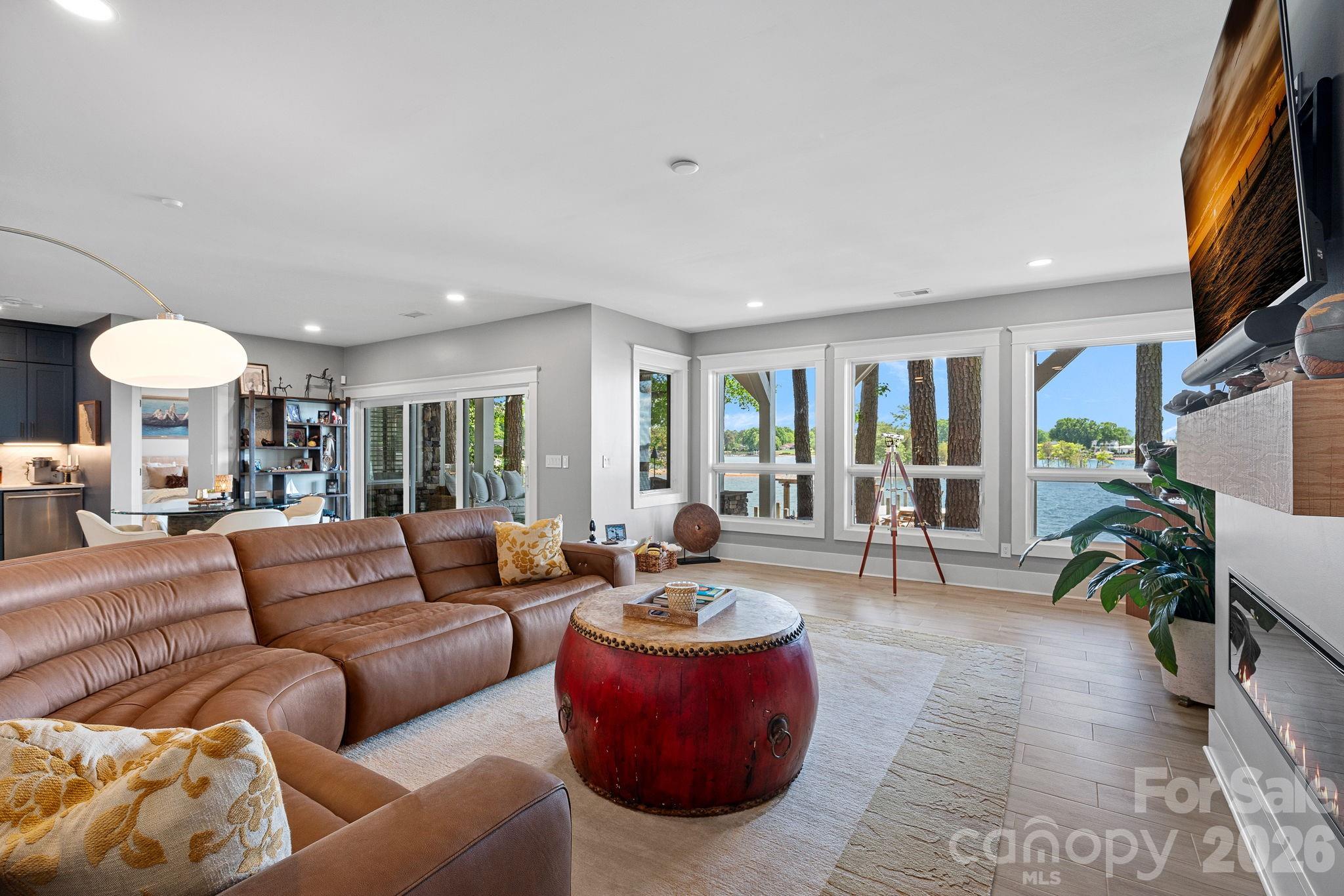 Island Forest - Residential