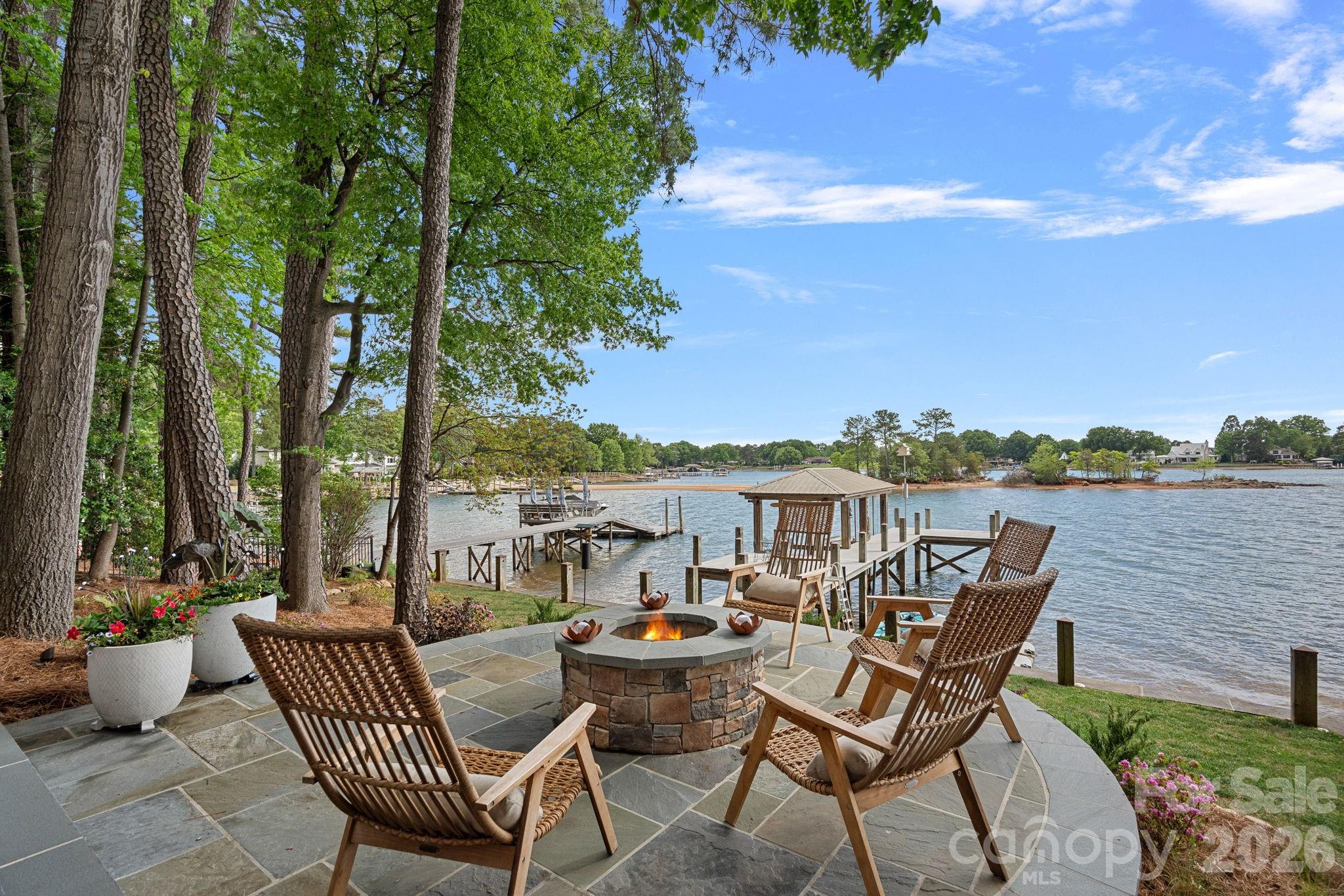 Island Forest - Residential