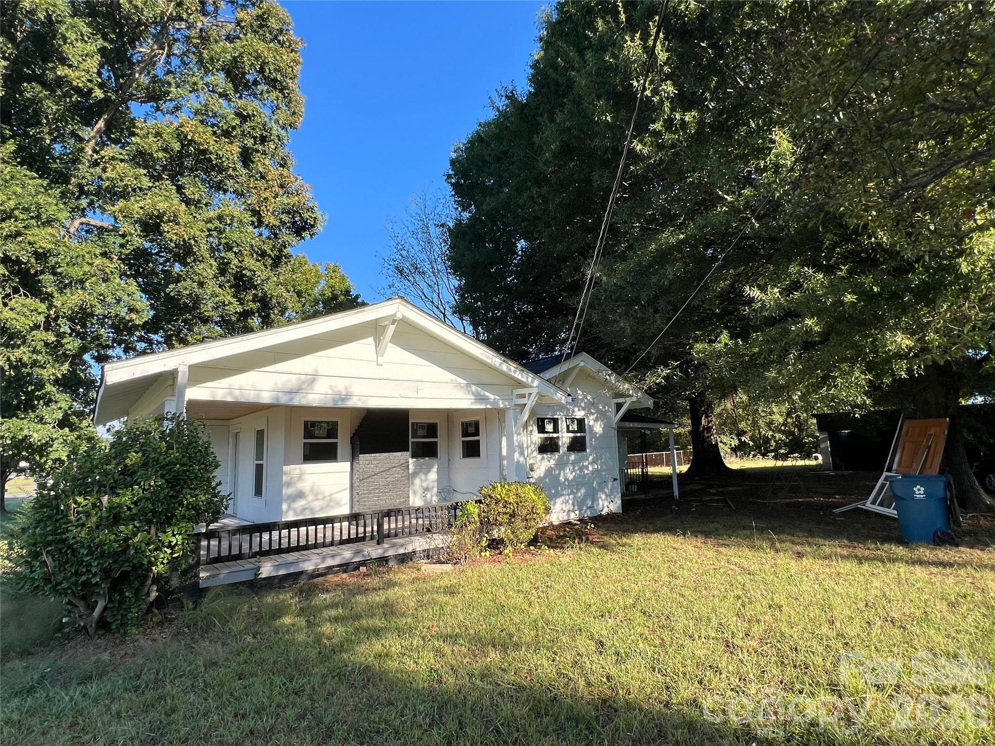 1313 E Maiden Road