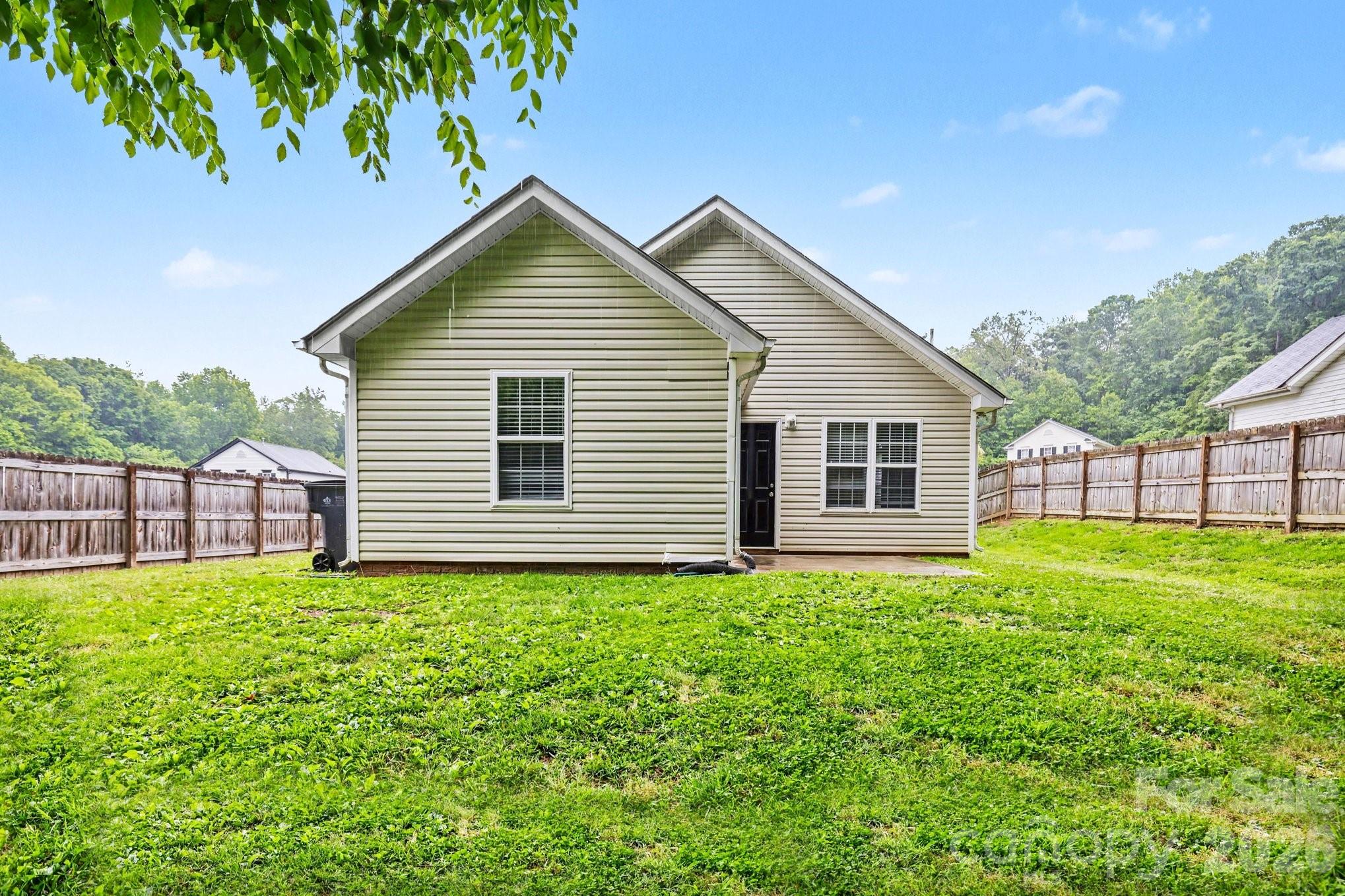 Stone Bluff - Residential