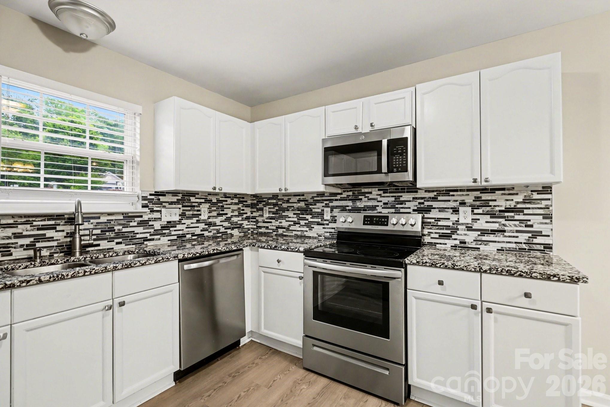 Stone Bluff - Residential