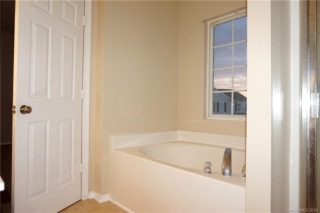 Mcintyre - Residential Lease