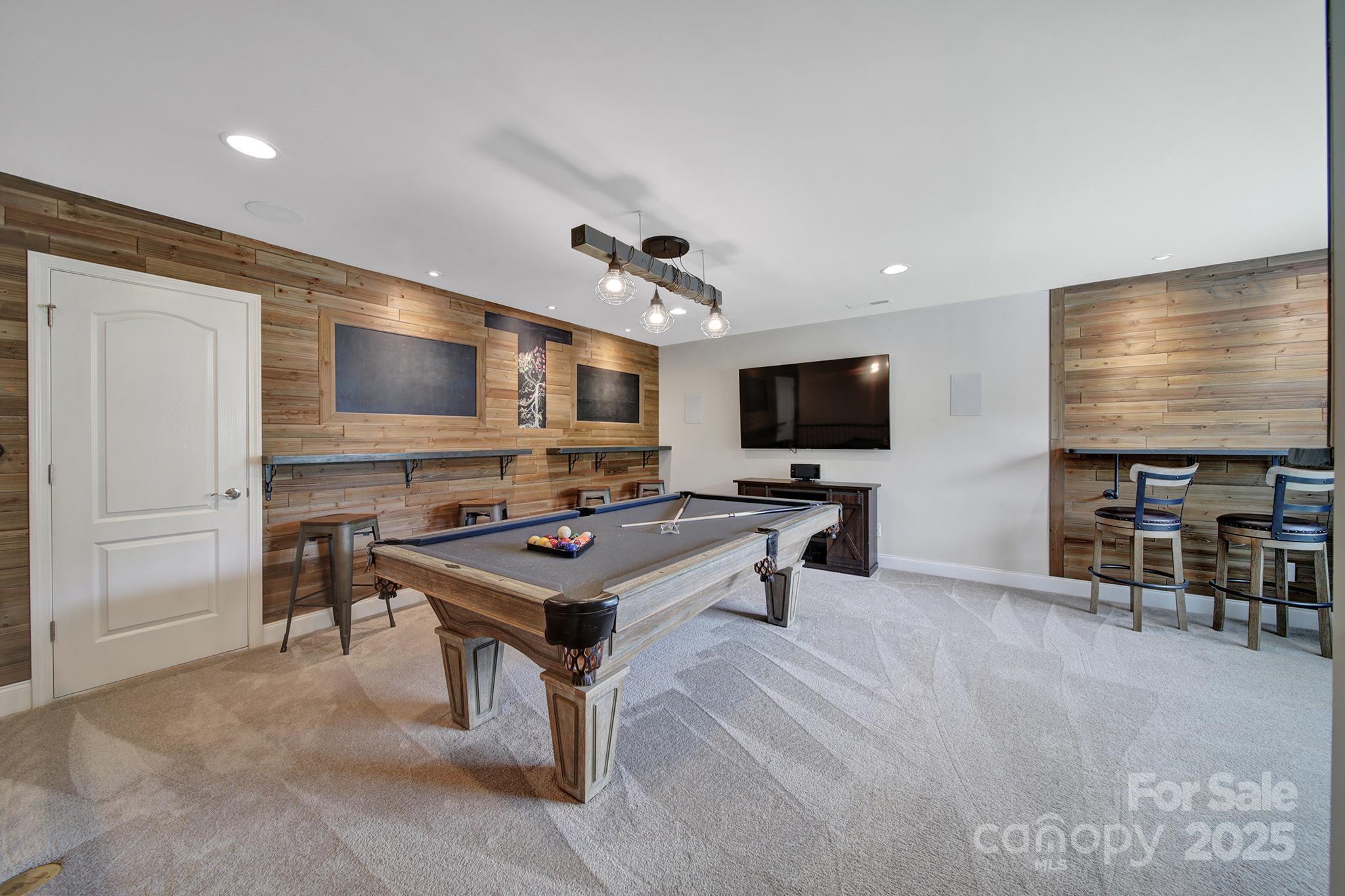 Tilley Manor - Residential