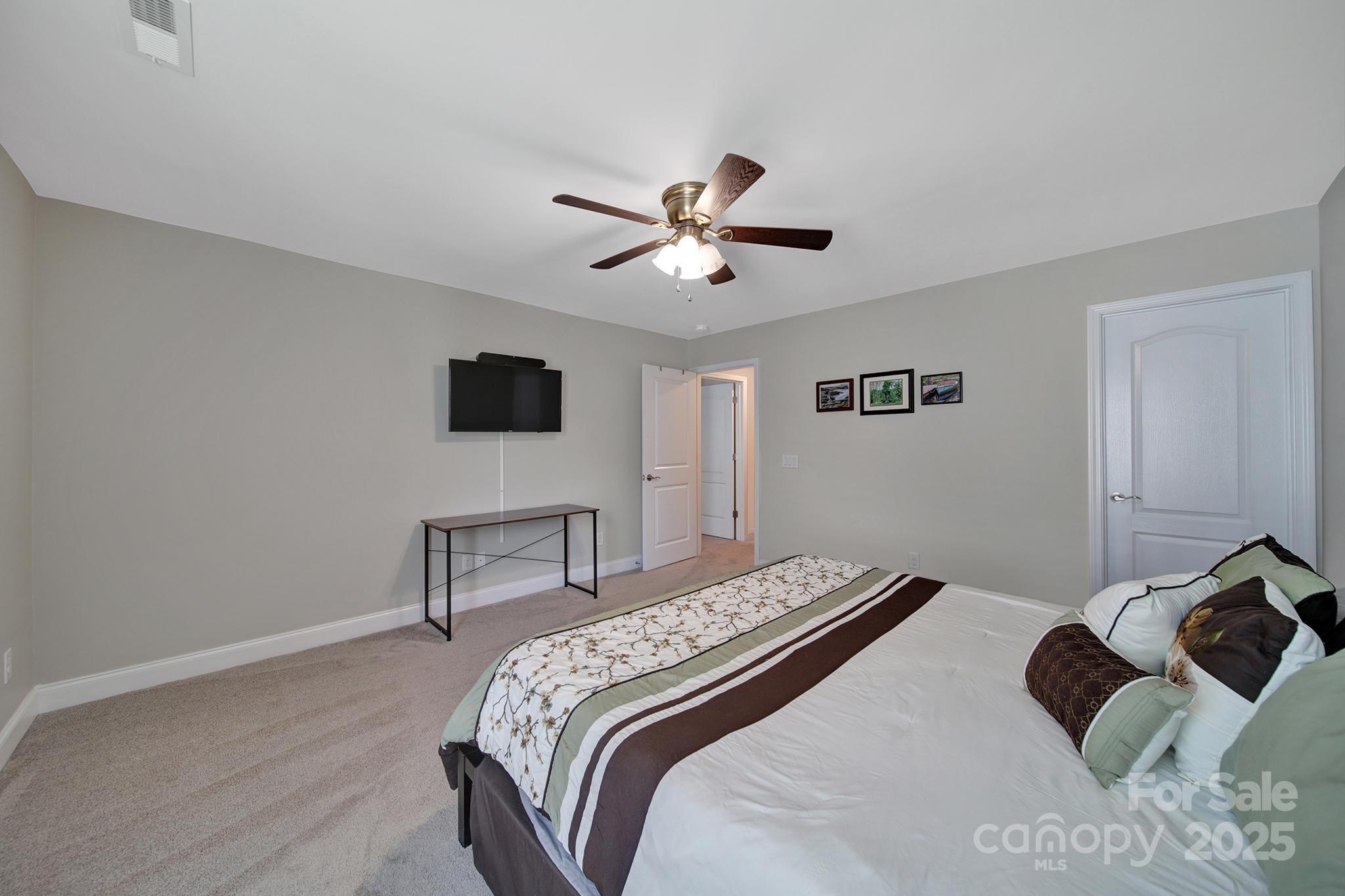 Tilley Manor - Residential