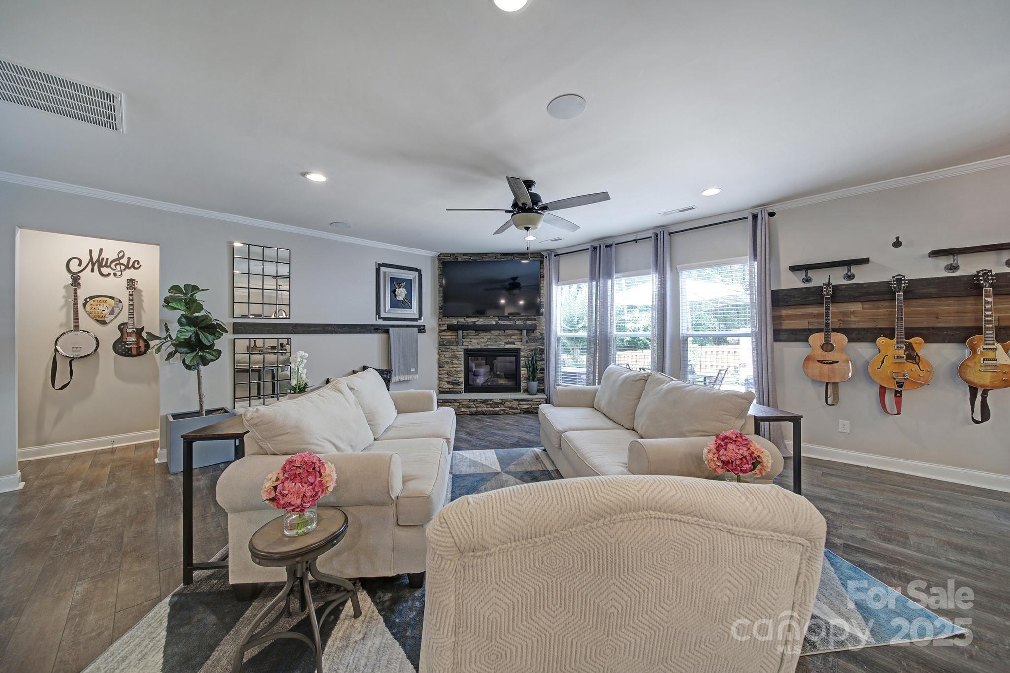 Tilley Manor - Residential