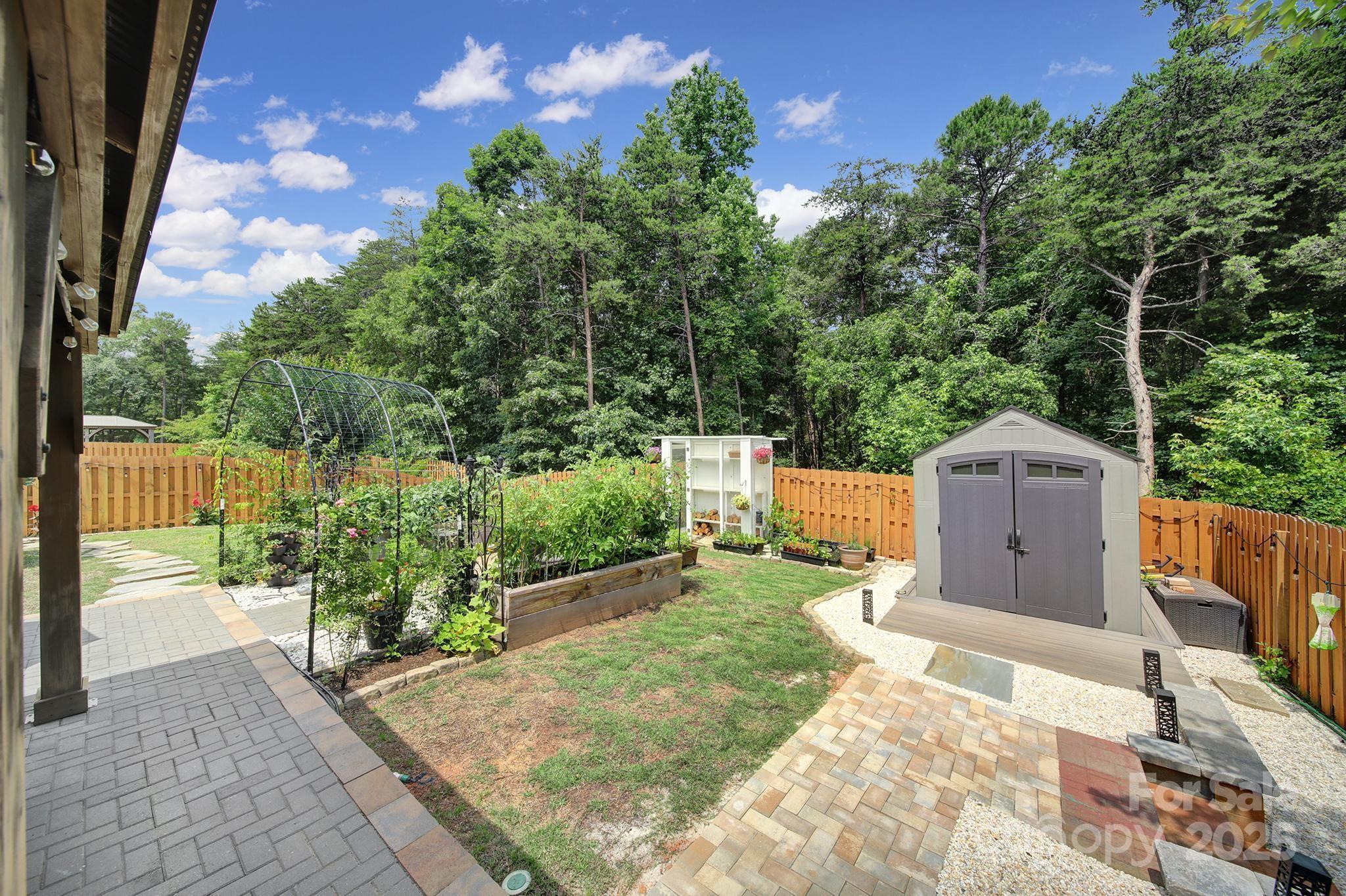 Tilley Manor - Residential