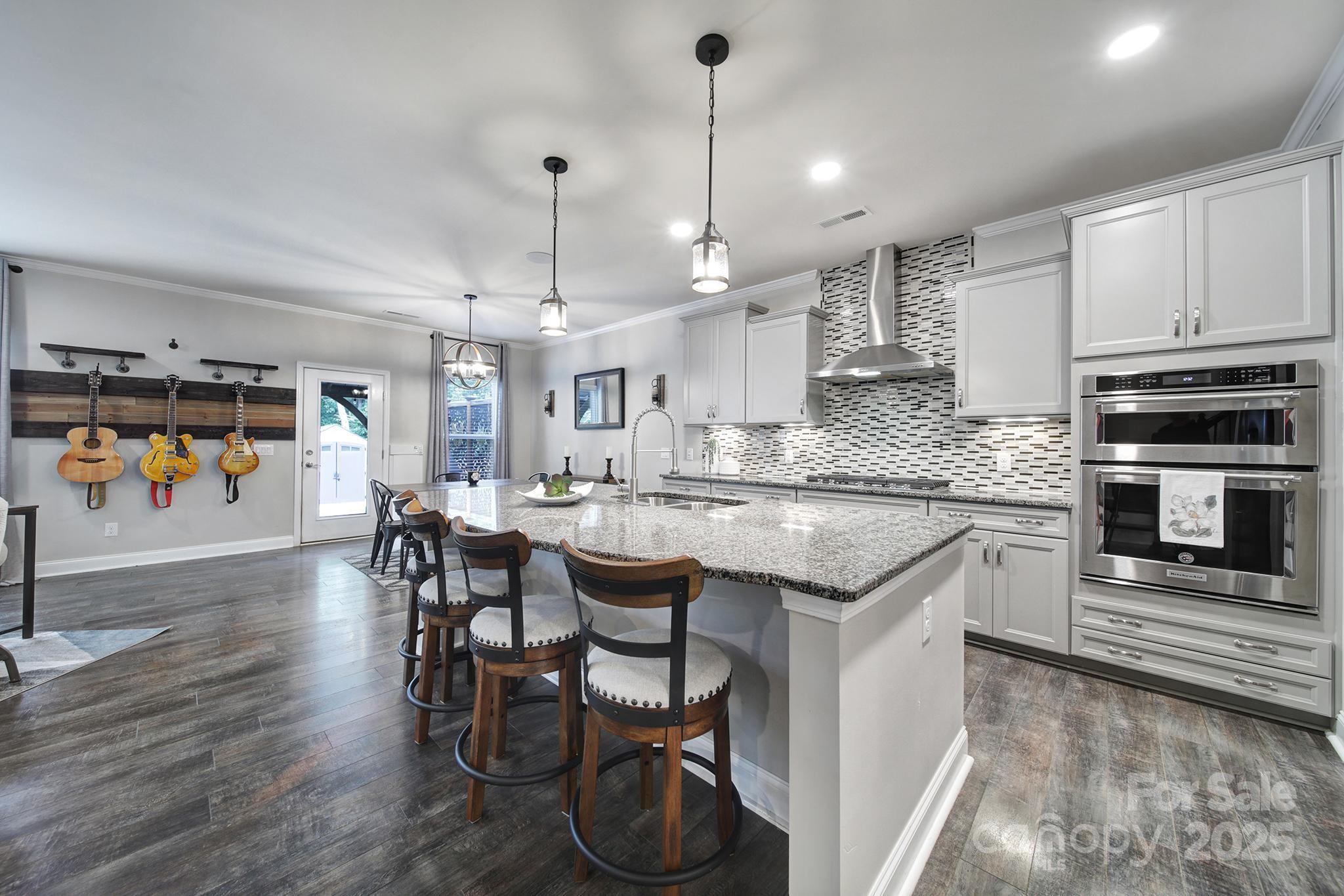 Tilley Manor - Residential