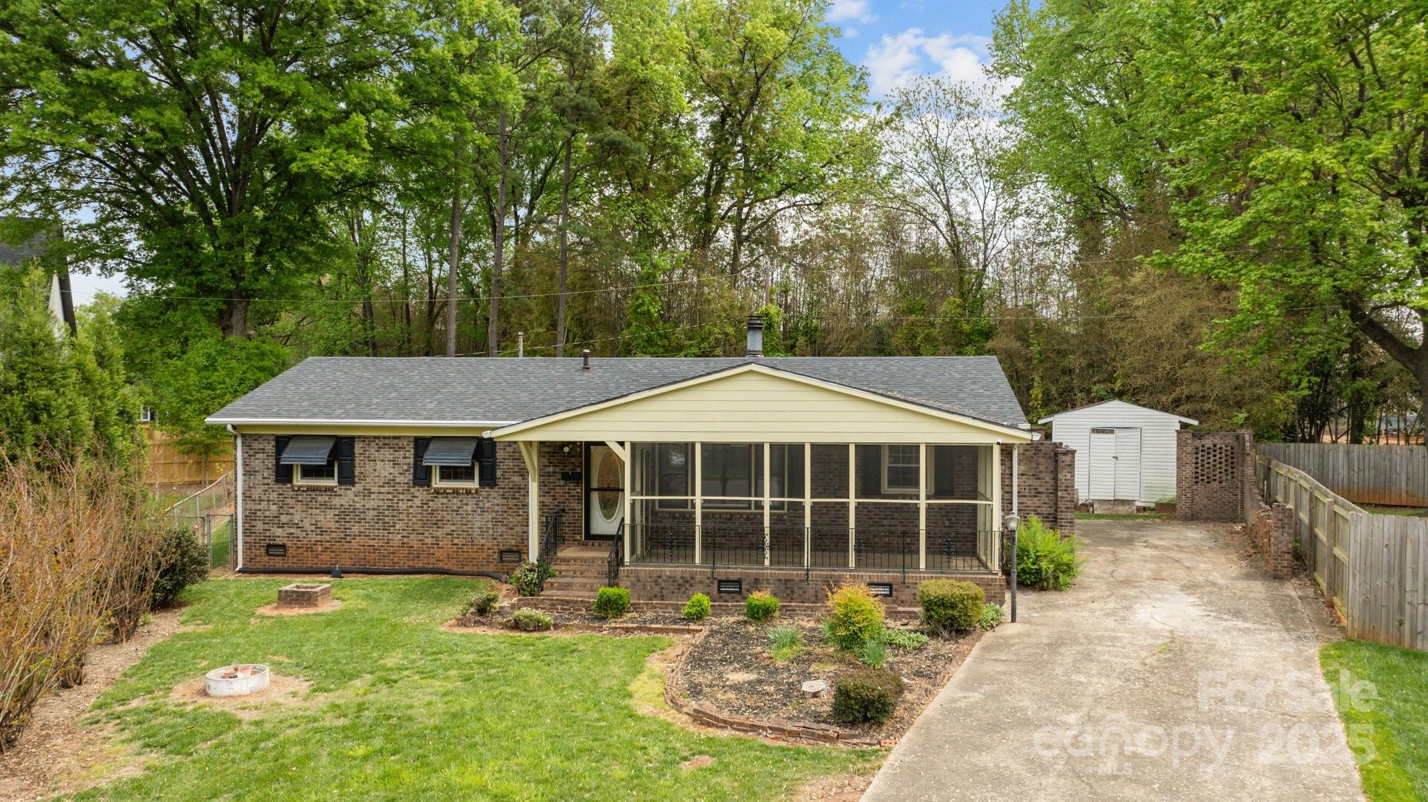 1113 Urban Place