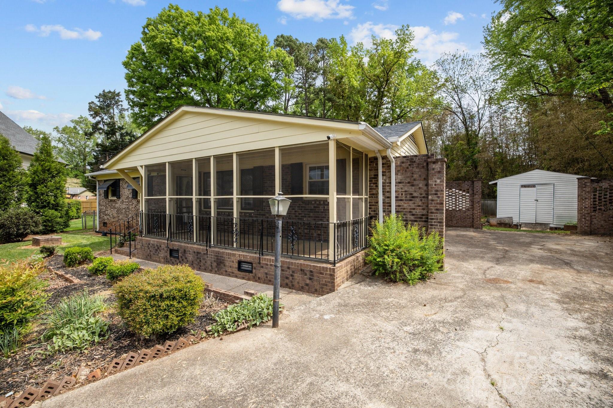 1113 Urban Place