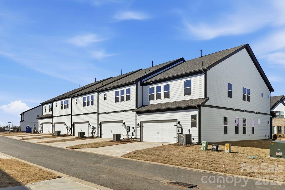 The Ridge at Sugar Creek - Residential