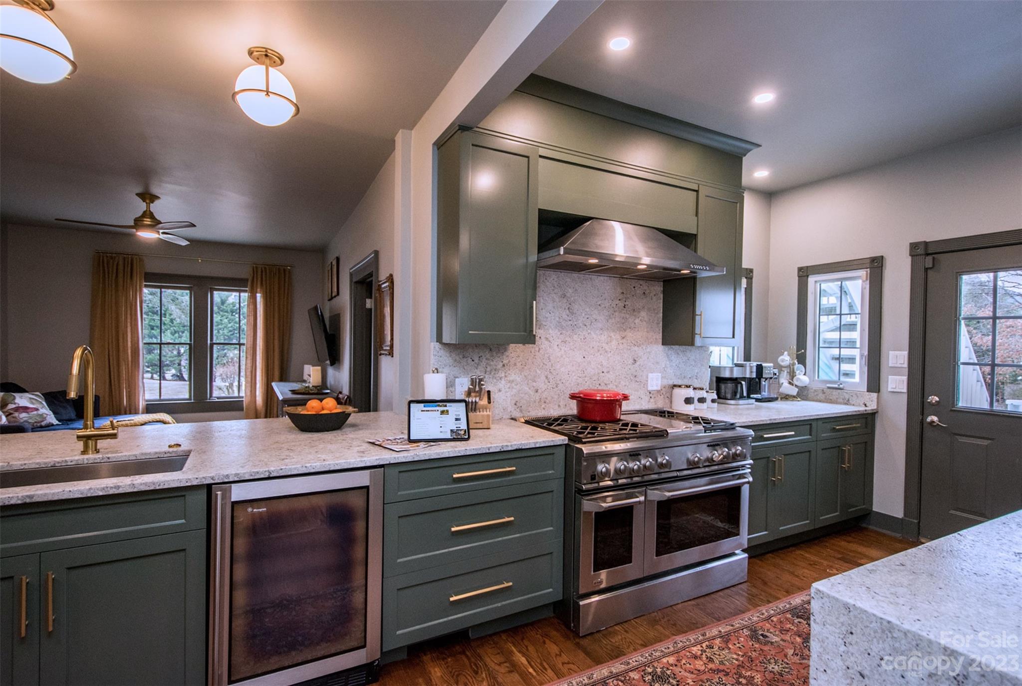 Laurel Park - Residential