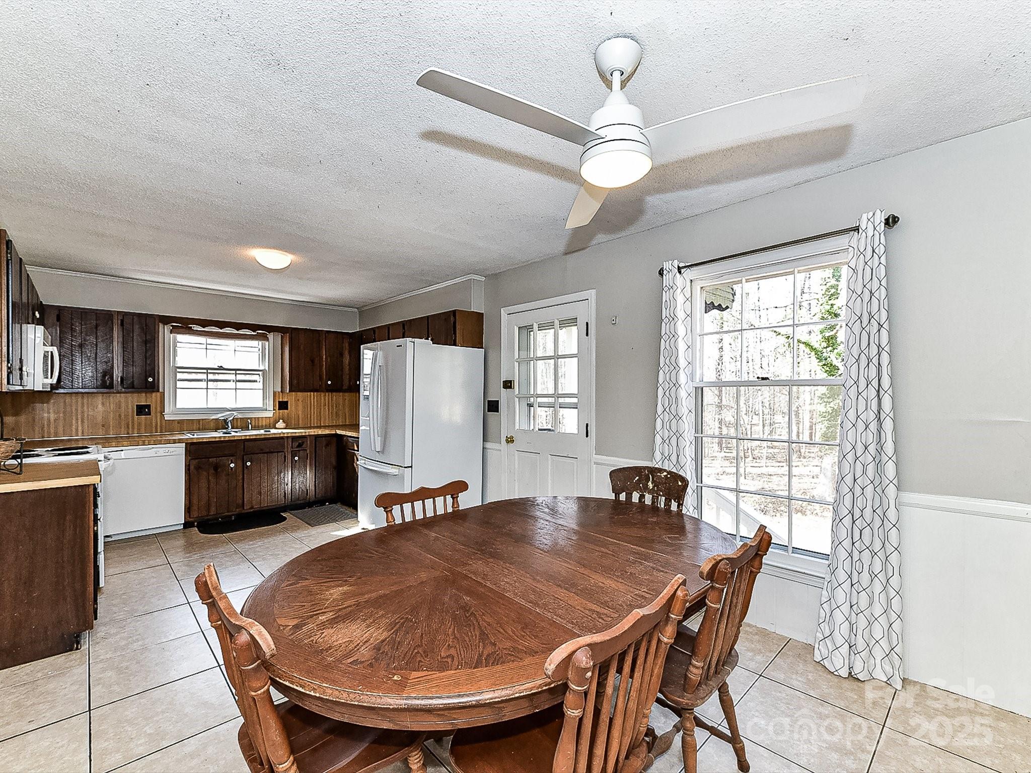 Club Side Estates - Residential