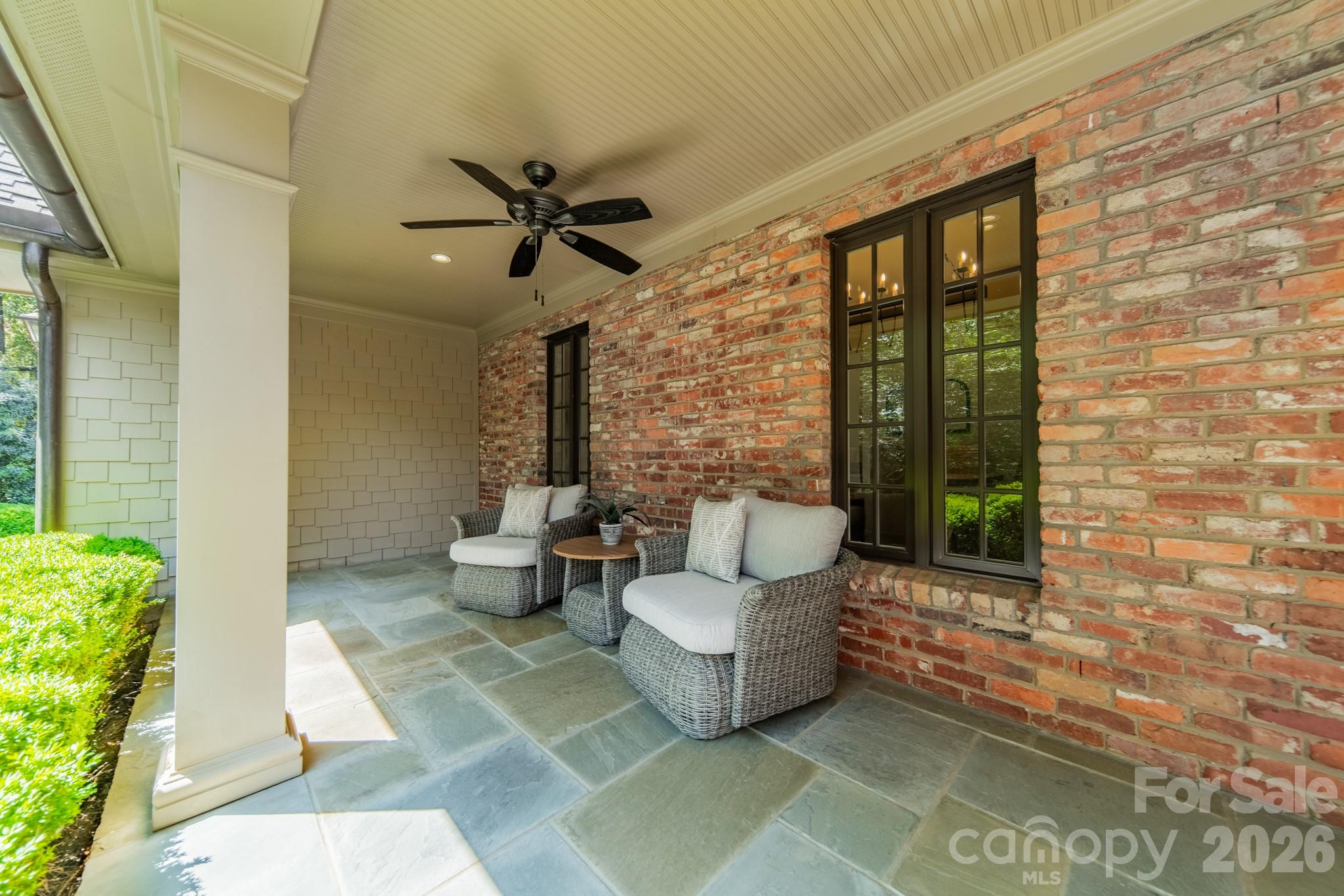 1201 Marlwood Terrace