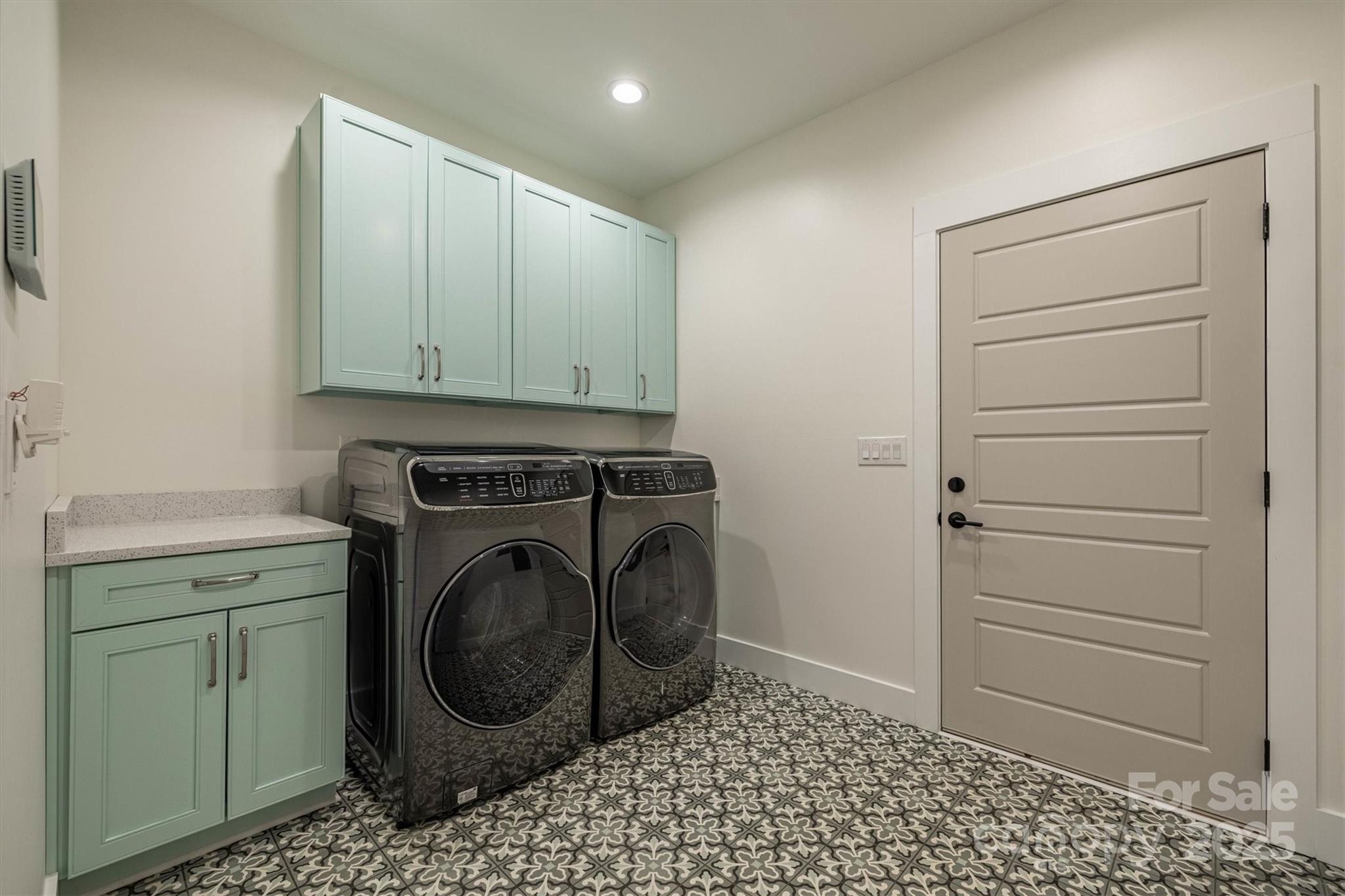 Bear Cliff - Residential