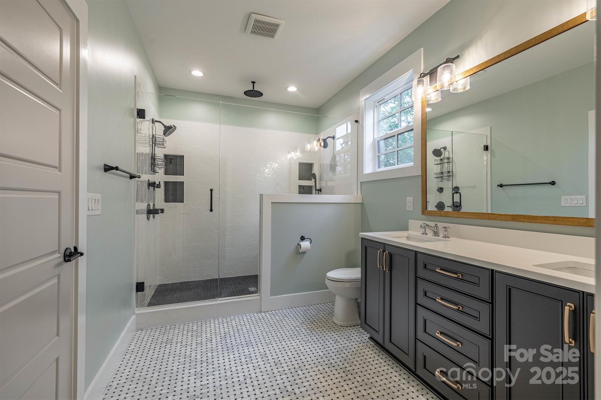 Bear Cliff - Residential