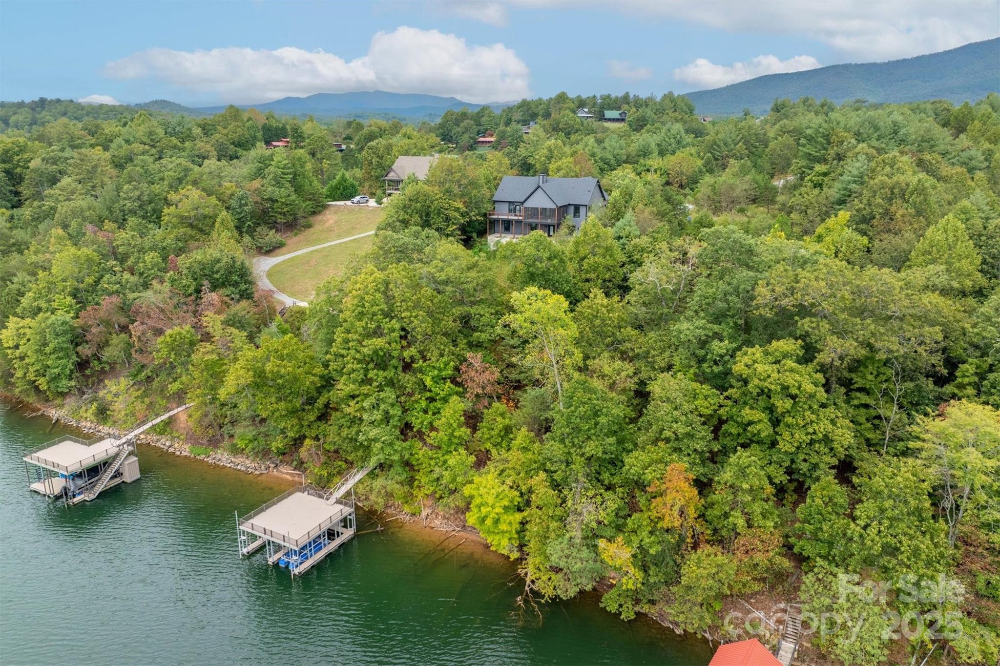 Bear Cliff - Residential