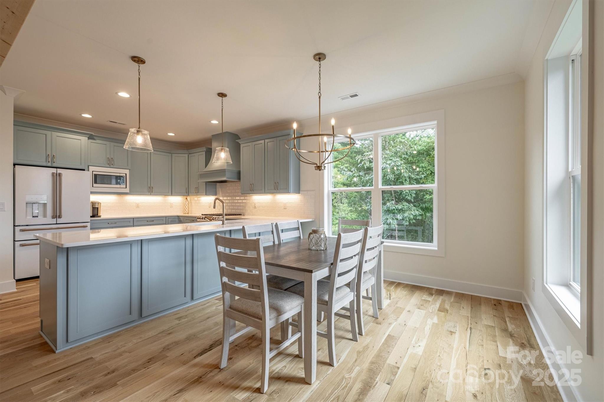 Bear Cliff - Residential