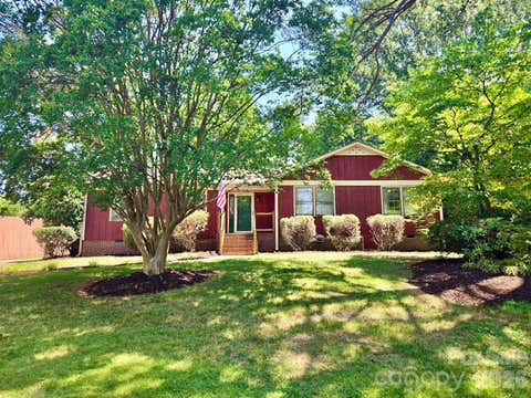 Photo of 1620 Windyrush Lane, Gastonia, NC 28054 (MLS # 4395424)