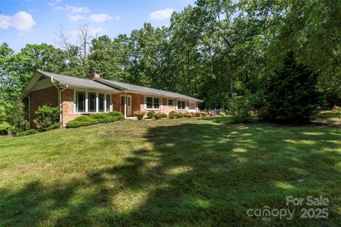 A home in Hendersonville